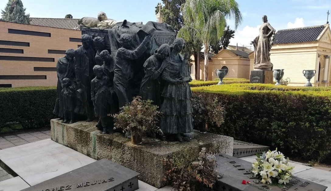 Esquelas.es | VOX solicita al Parlamento de Andaluca declarar BIC el monumento funerario a Joselito ?El Gallo?