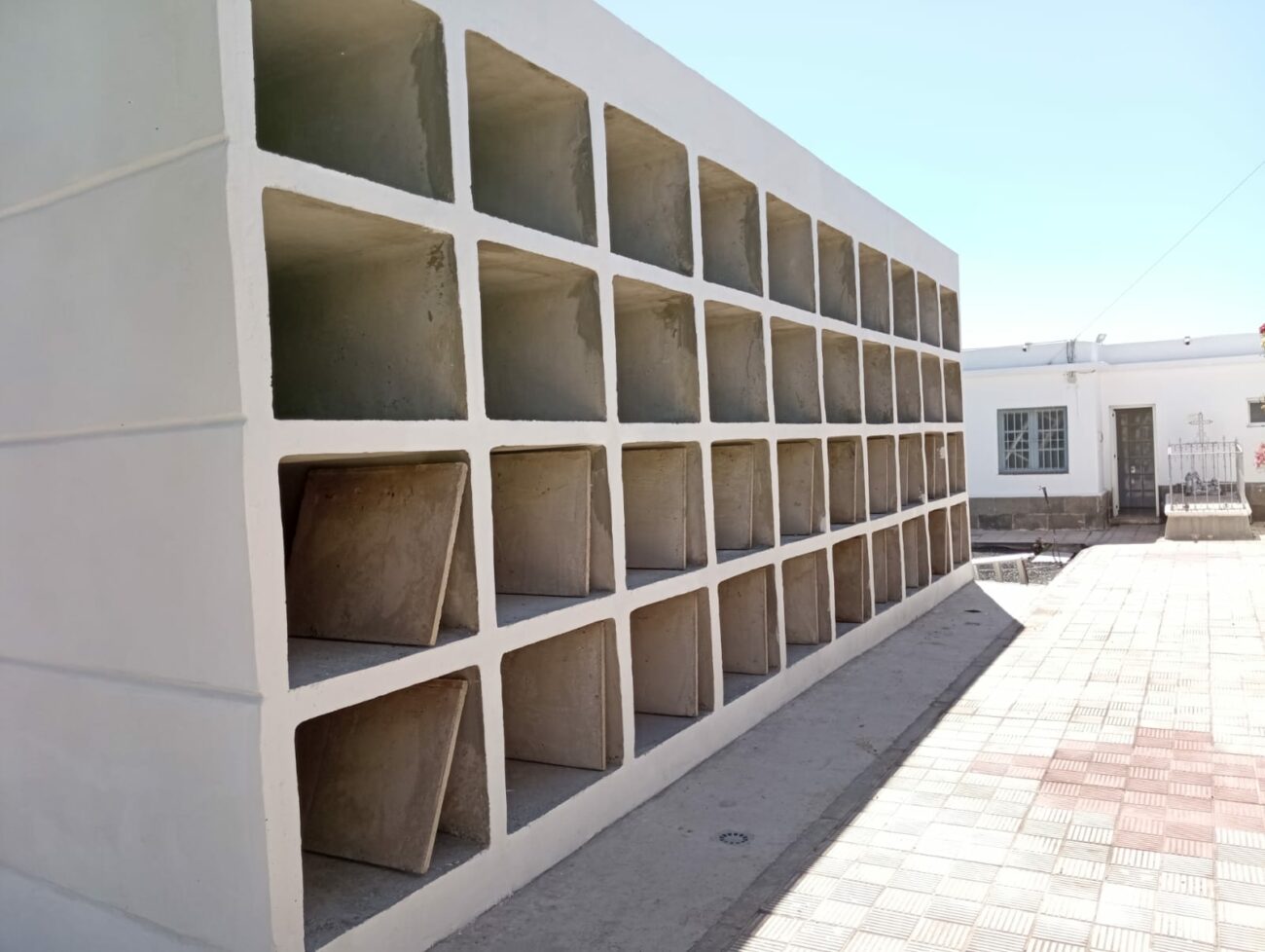 Esquelas.es | Finalizan las obras de ampliacin en el cementerio de Candelaria con nuevos nichos