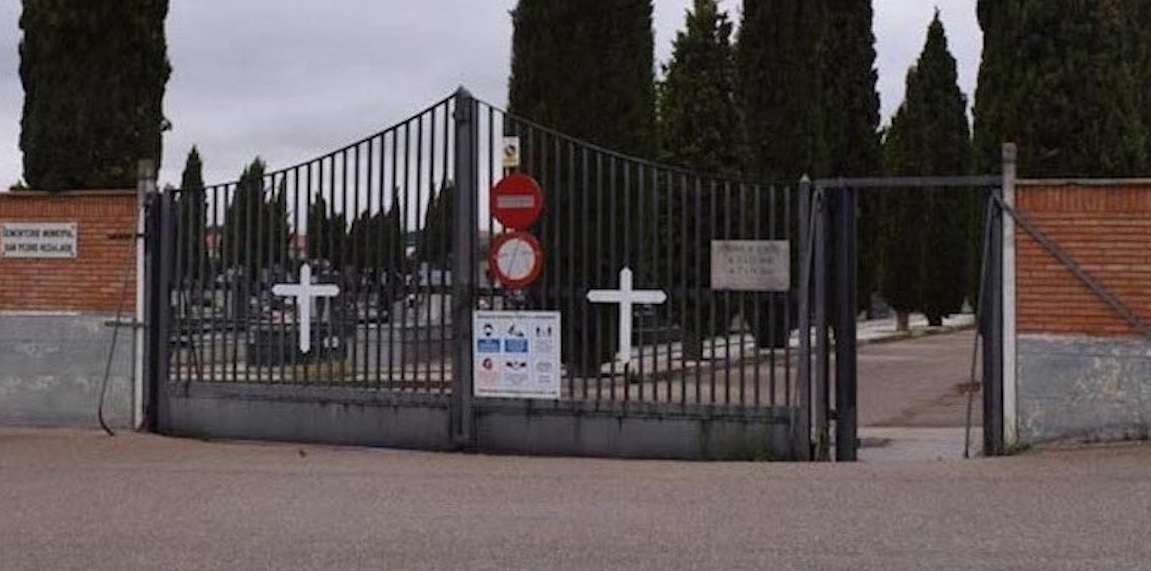 Esquelas.es | El cementerio de Aranda de Duero sigue sin solucionar el problema de falta de personal