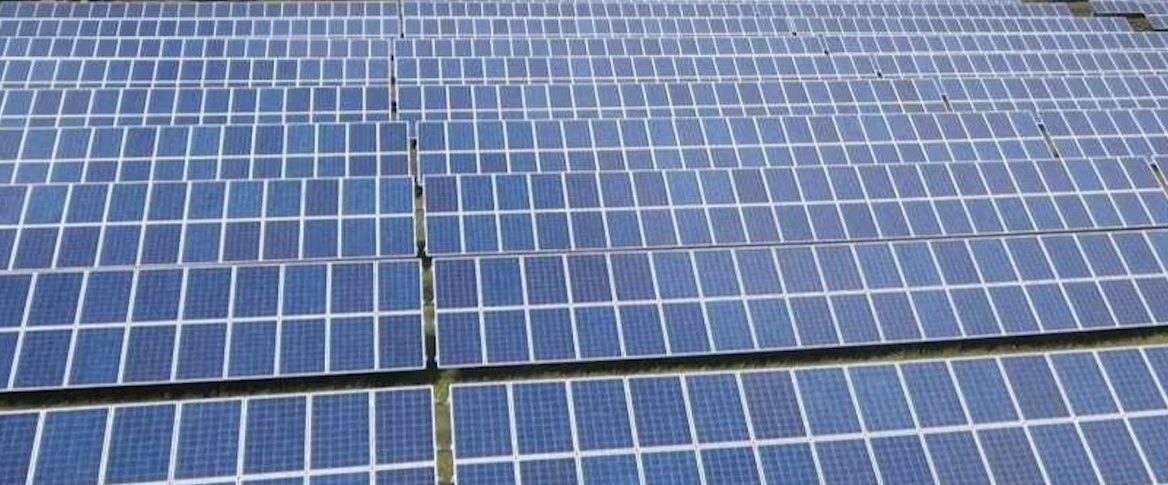 Esquelas.es | Una ciudad francesa instalar paneles solares en su cementerio para abastecer de energa a toda la ciudad