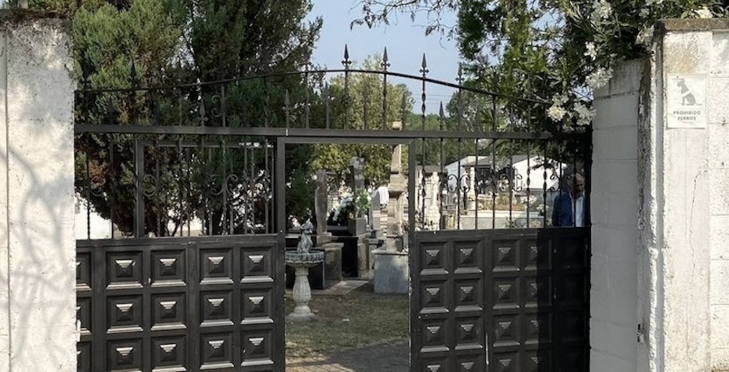 Esquelas.es | La federacin de vecinos y la asociacin de Fuentesnuevas exigen la gestin del cementerio