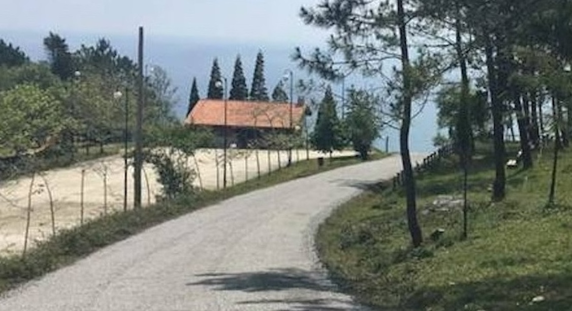 Esquelas.es | ?Quiero que sea un juez quien dirima la propiedad del terreno junto al cementerio de Burela