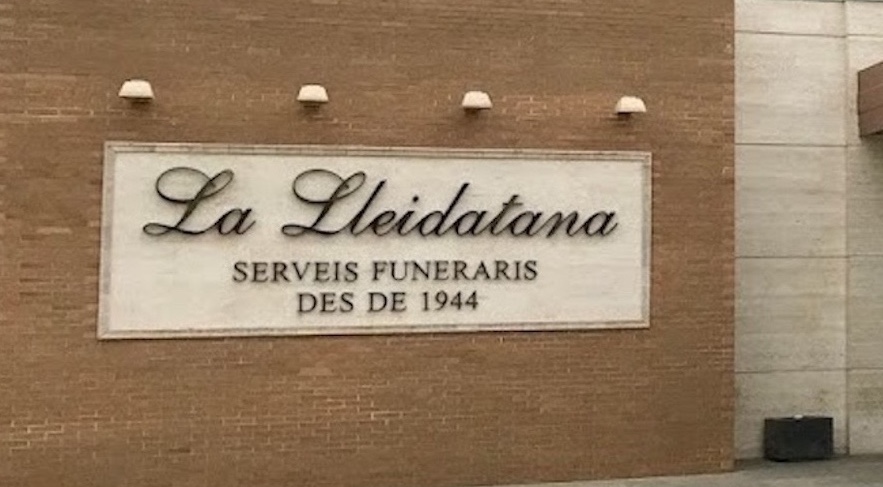 Esquelas.es | El gerente de La Lleidatana no convence a los vecinos tras explicar el proyecto del nuevo tanatorio-crematorio