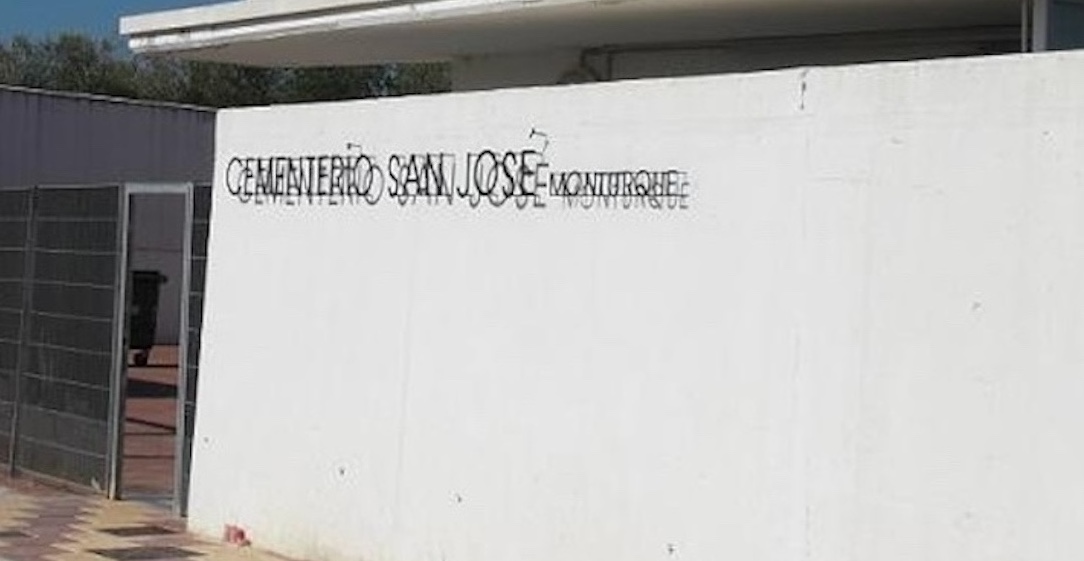 Esquelas.es | Finaliza la construccin de un mdulo de 72 nuevos nichos en el cementerio de Monturque
