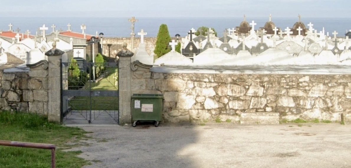 Esquelas.es | El Concello de Oia adjudicar derechos sobre 16 nichos de su cementerio municipal