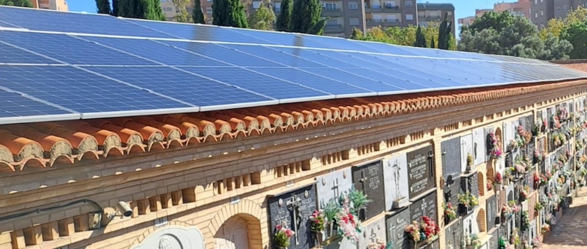 Esquelas.es | Finaliza la instalacin de placas solares en el cementerio de Campanar a falta de conectar a la red elctrica