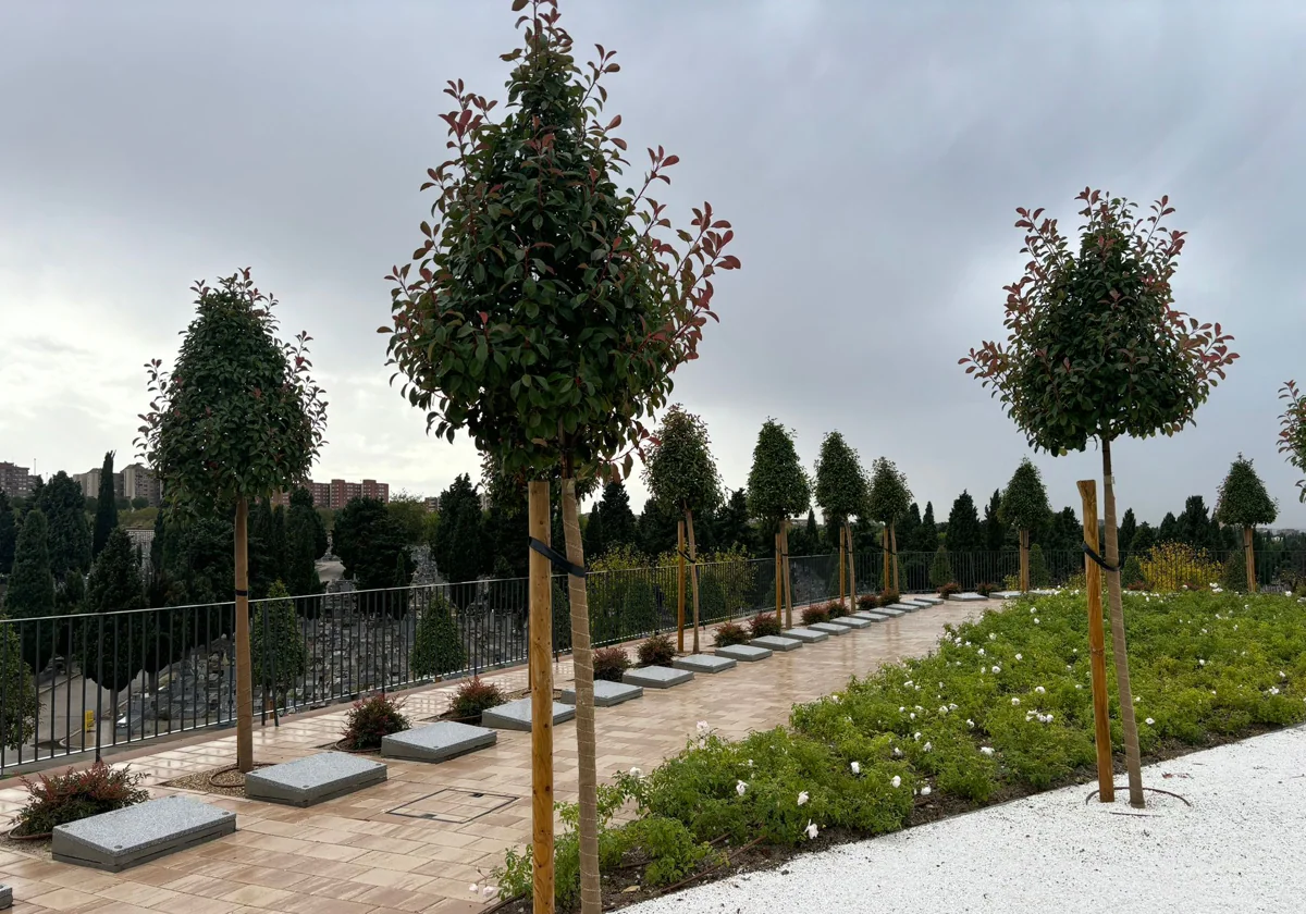 Esquelas.es | Inauguran en el cementerio de la Almudena un espacio con columbarios en recuerdo a los nios no nacidos