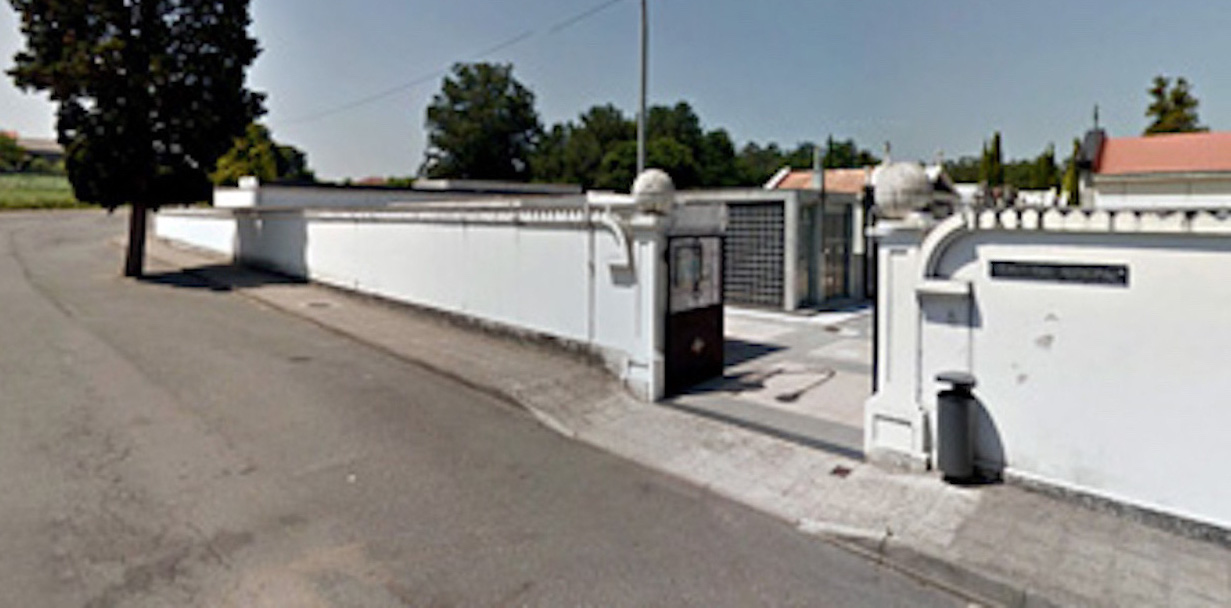 Esquelas.es | Adjudican la primera fase de ampliacin en el cementerio de Carballo con nuevos nichos y columbarios