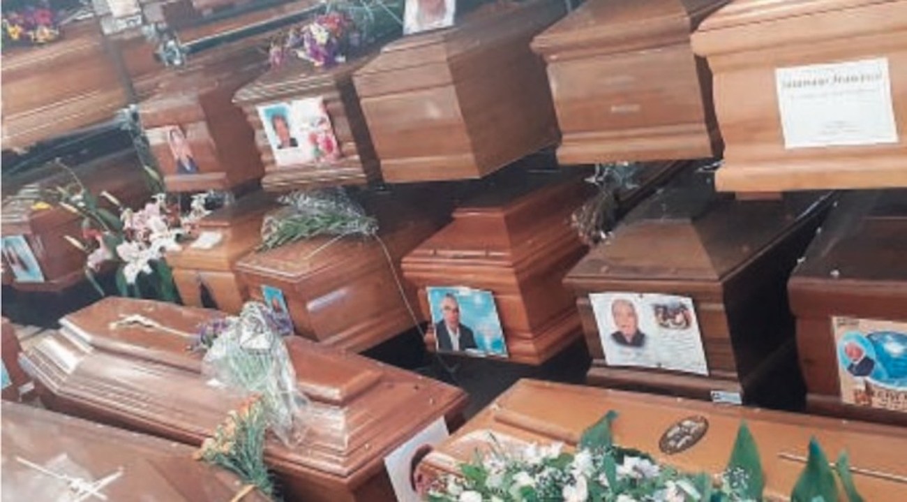 Esquelas.es | Cerca de mil cadveres en su atad se deterioran a la intemperie en un cementerio de Palermo