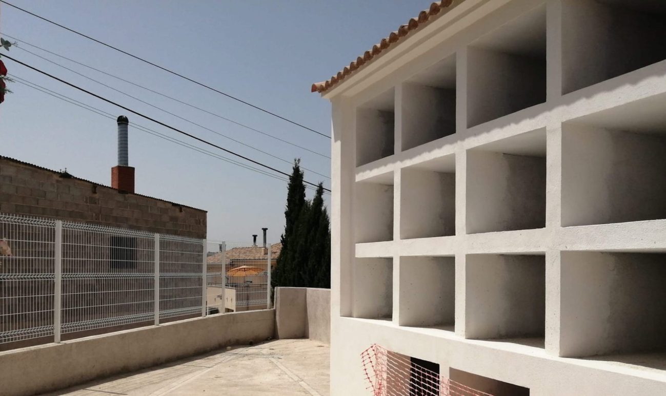 Esquelas.es | Catorce meses despus, finalizan las obras de ampliacin y mejora en el cementerio de Santa Ana