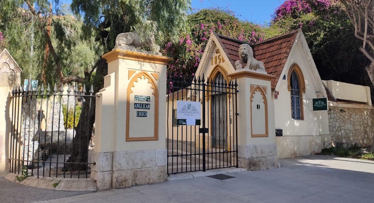 Esquelas.es | Autorizan el derribo y reconstruccin del muro de contencin del Cementerio Ingls de Mlaga