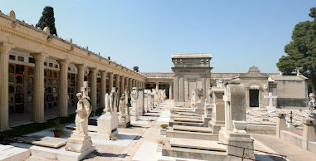 Esquelas.es | Valencia construir 300 nuevos nichos y 200 columbarios en el Cementerio General