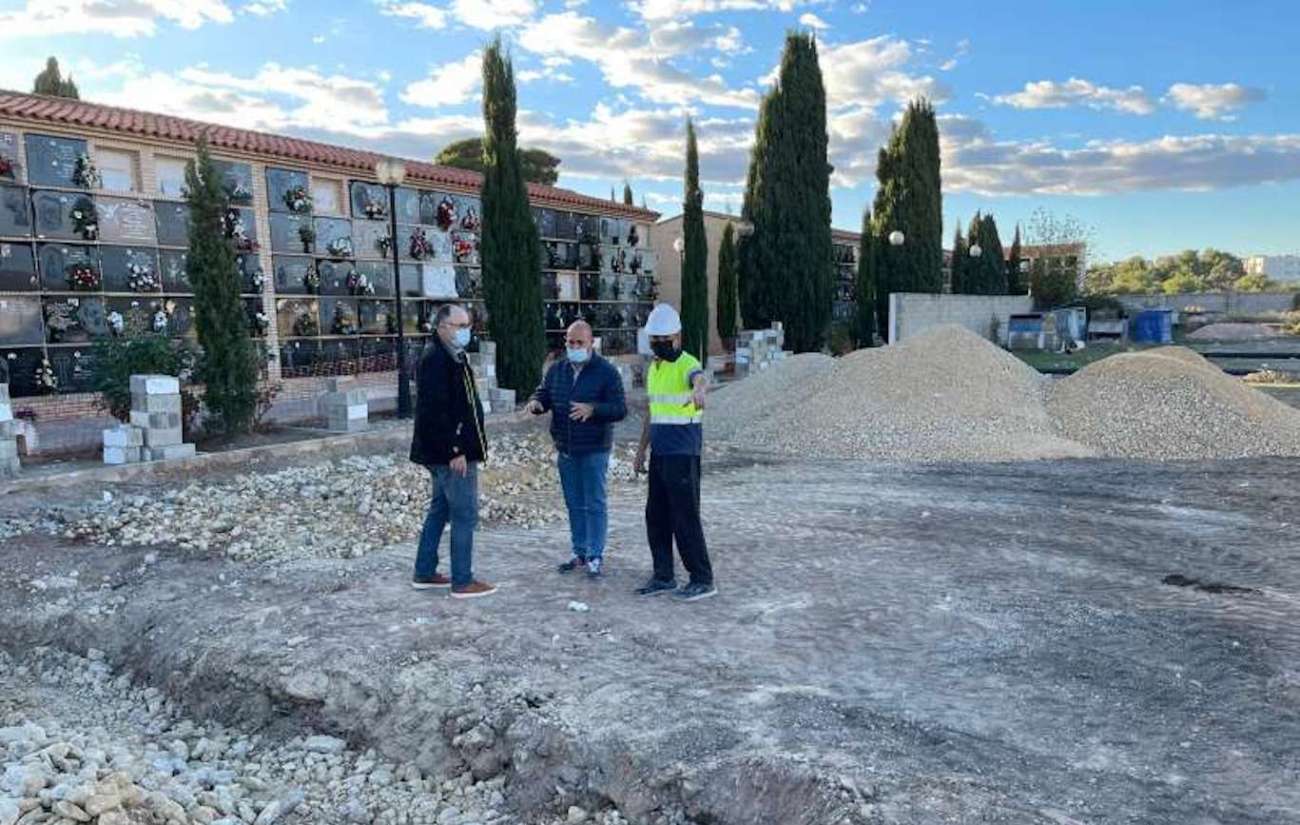 Esquelas.es | Comienzan las obras de ampliacin del cementerio de Masamagrell con la construccin de 70 nichos