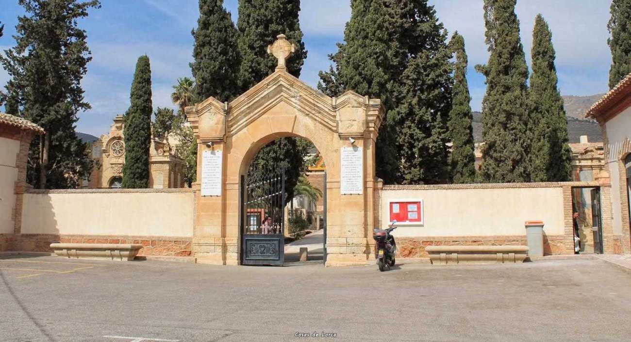 Esquelas.es | Traslados en el cementerio de San Clemente de Lorca para liberar pabellones antiguos y levantar nuevos nichos