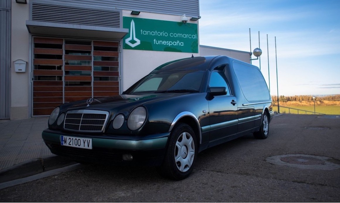 Esquelas.es | Servicios funerarios de Zaragoza (Funespaa) dona un coche fnebre a Senegal