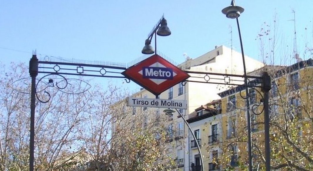 Esquelas.es | Aparece un cementerio detrs de las paredes de la estacin de metro de Tirso de Molina (Madrid)