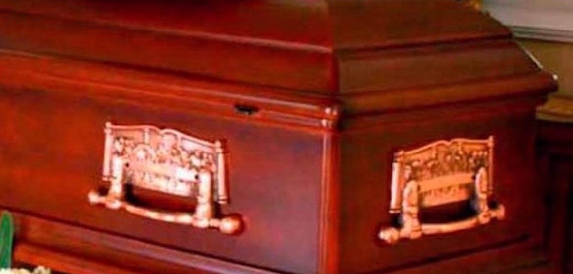 Esquelas.es | La CNMC investiga a DomusVi por cobrar comisiones de una funeraria a cambio de derivar a los fallecidos