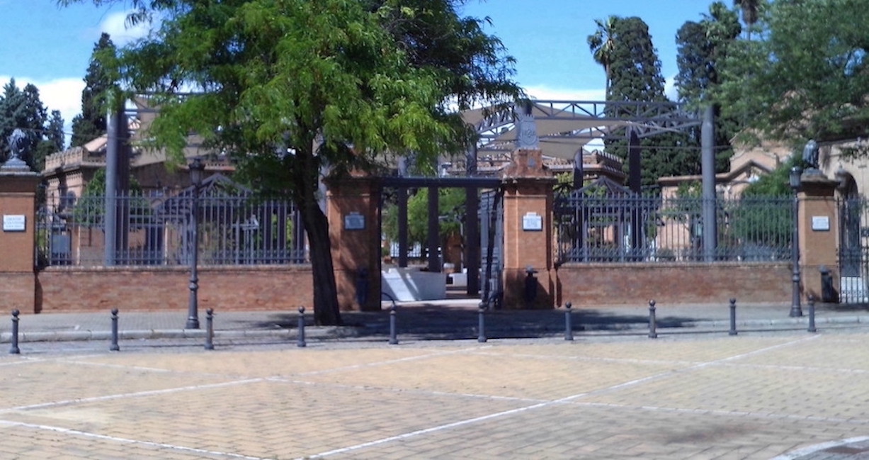 Esquelas.es | CCOO exige el pago de horas extra adeudadas a empleados del cementerio municipal de Sevilla