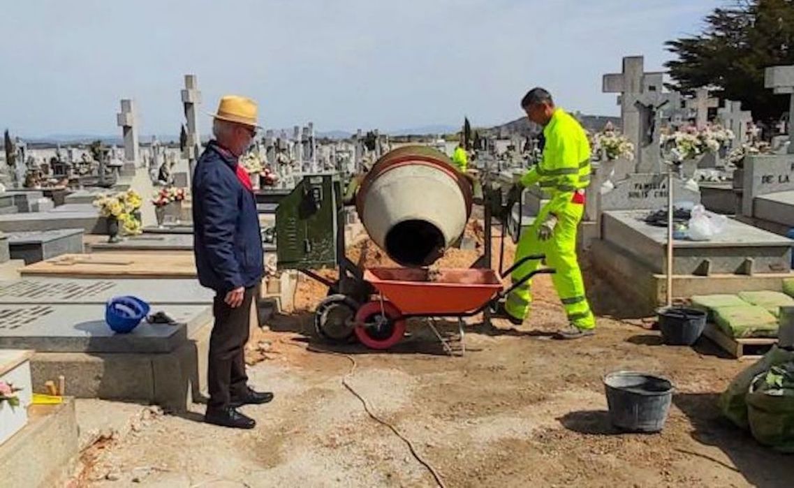 Esquelas.es | Continan las obras de mejora en los patios del cementerio municipal de Albacete