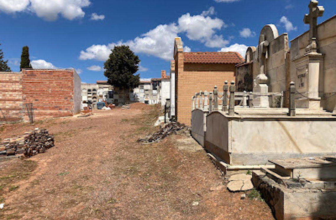 Esquelas.es | Comienzan los trabajos de rehabilitación en el cementerio francés de Peñarroya-Pueblonuevo