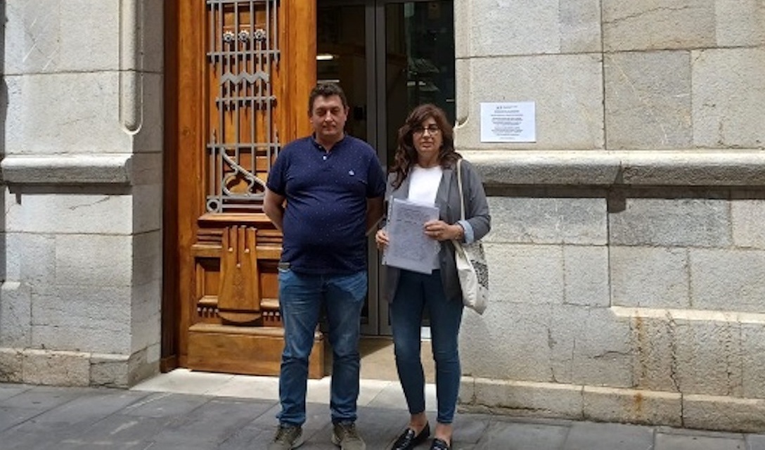 Esquelas.es | Ciudadanos se opone a que el Ayuntamiento convierta las escuelas de Quintana del Marco en un tanatorio