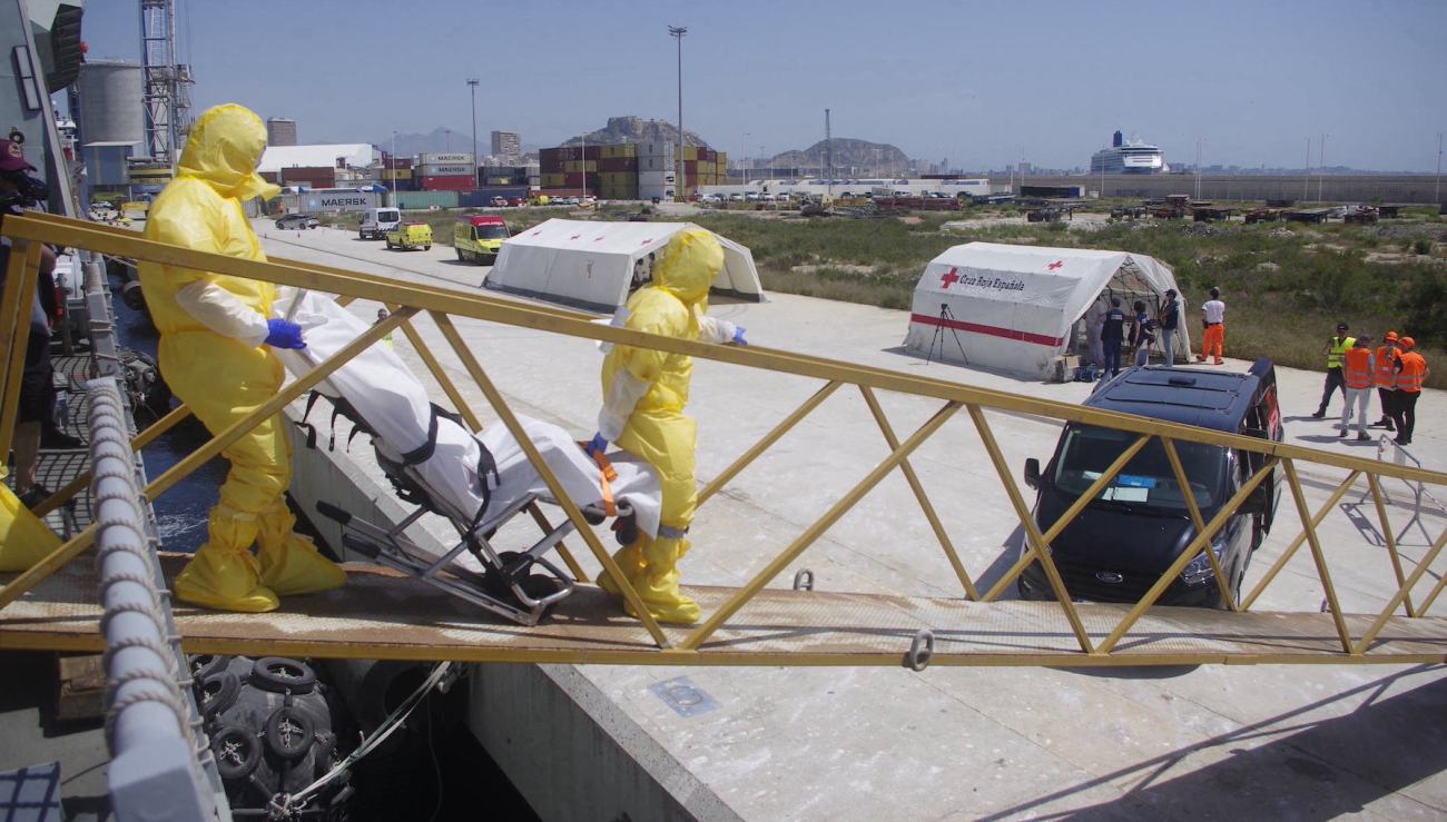 Esquelas.es | Los servicios funerarios de Alicante participan en un simulacro de la Armada Espaola y Sanidad Exterior