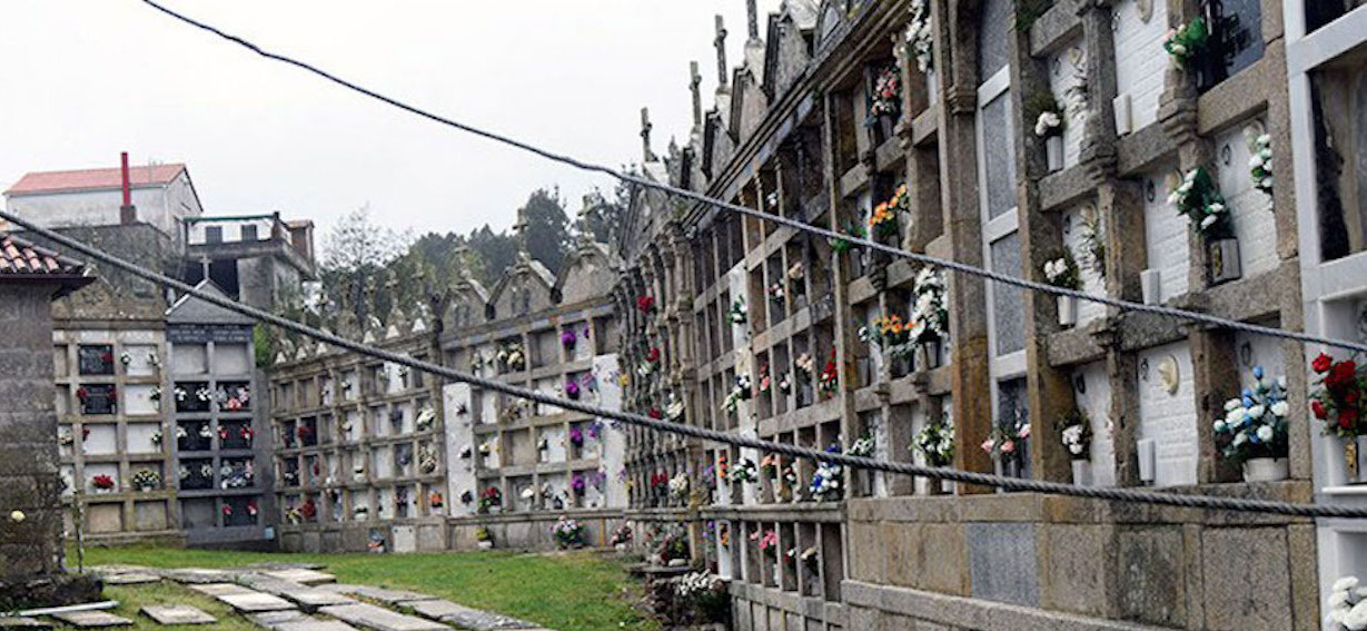 Esquelas.es | El cementerio parroquial de Calo, en el municipio de Teo, ha cumplido 100 aos