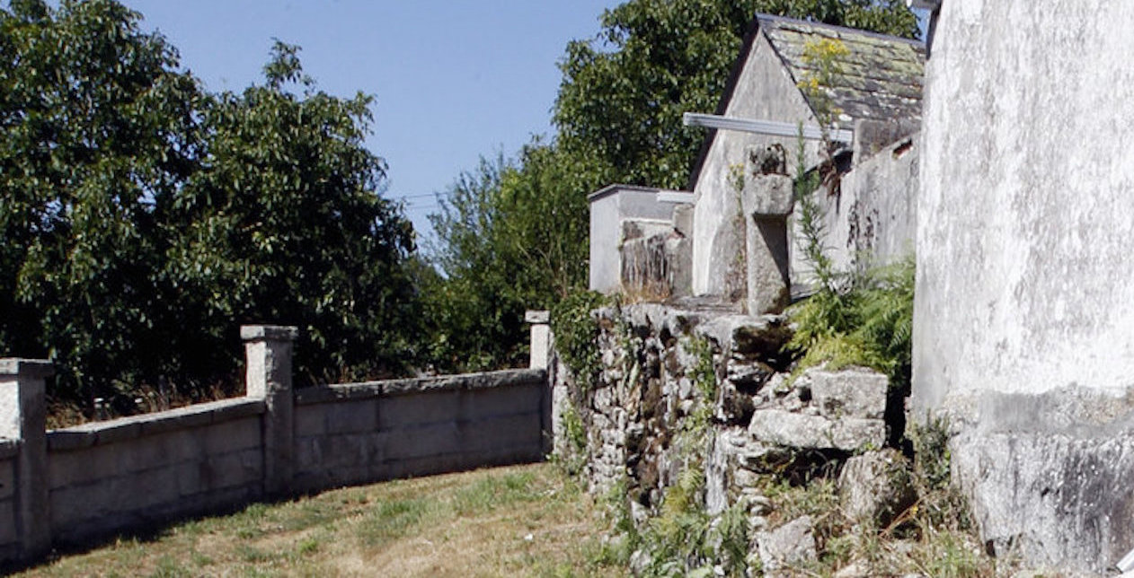 Esquelas.es | El juzgado exige al Ayuntamiento de Lugo que derribe el muro del cementerio parroquial de Labio