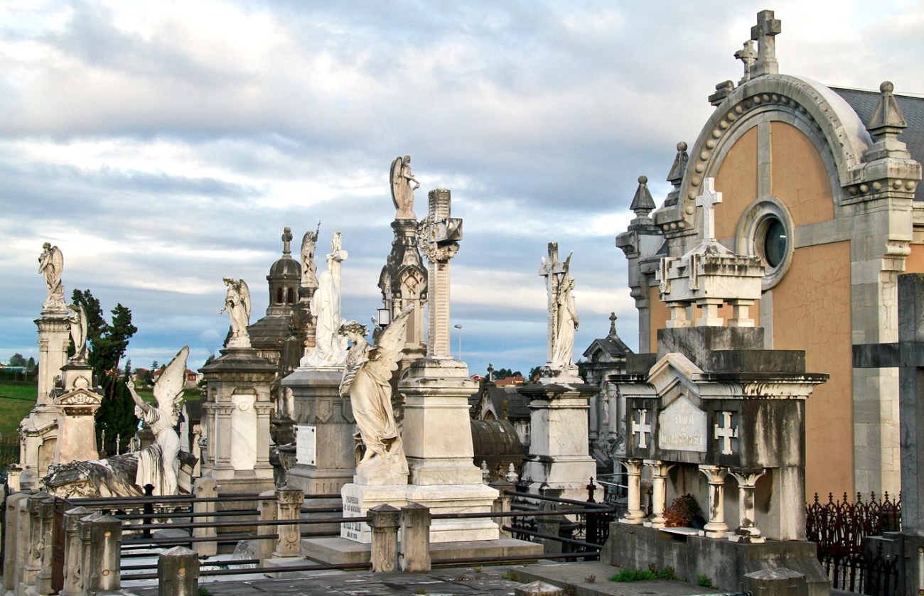 Esquelas.es | El Cementerio de La Carriona pertenece a la Ruta Europea de Cementerios y forma parte de ASCE