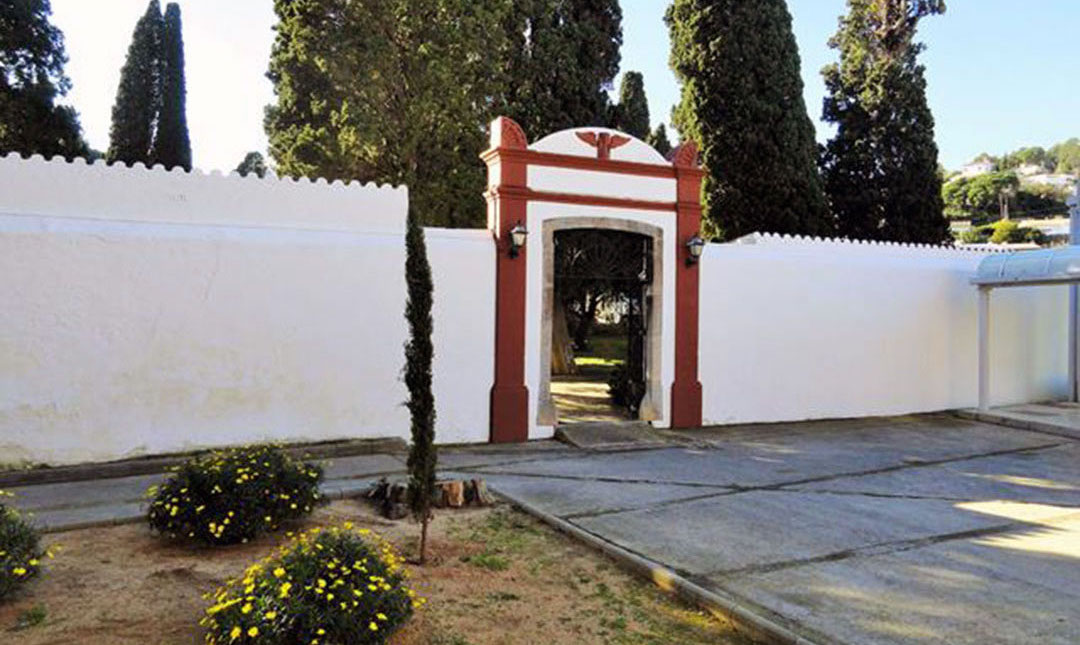Esquelas.es | Para evitar ms robos instalarn una cmara de vigilancia en el acceso al cementerio de Tossa de Mar
