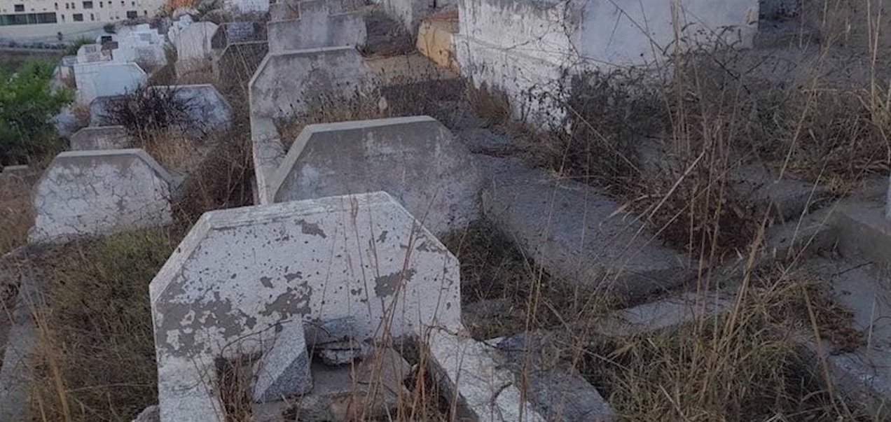 Esquelas.es | ?El cementerio musulmn de Sidi Embarek se encuentra en un lamentable estado de abandono?