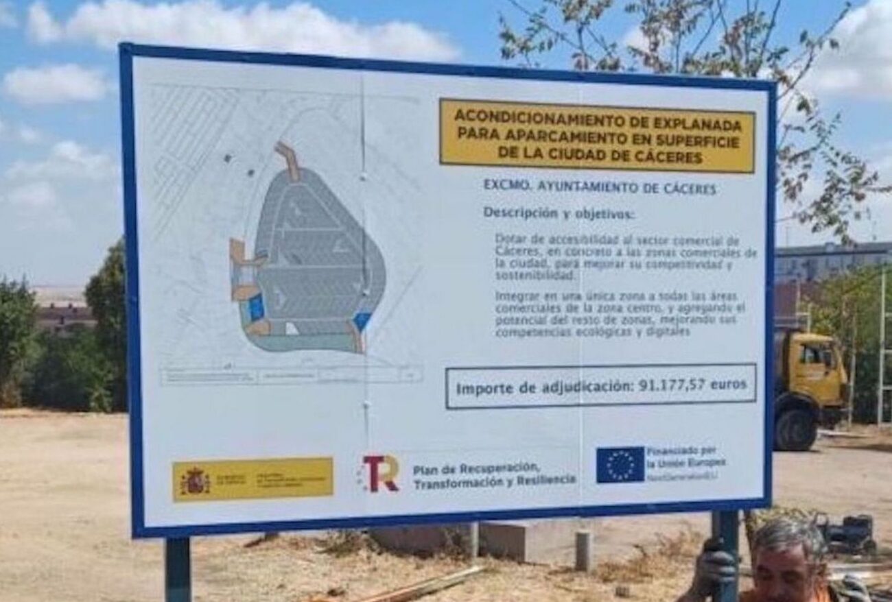 Esquelas.es | Inician las obras de acondicionamiento del aparcamiento disuasorio junto al cementerio de Cceres