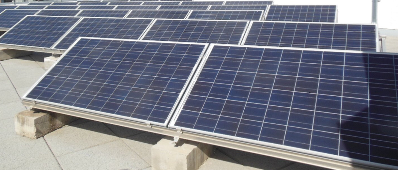 Esquelas.es | Comproms tambin propone instalar placas solares en las cubiertas de los nichos del cementero Alicante