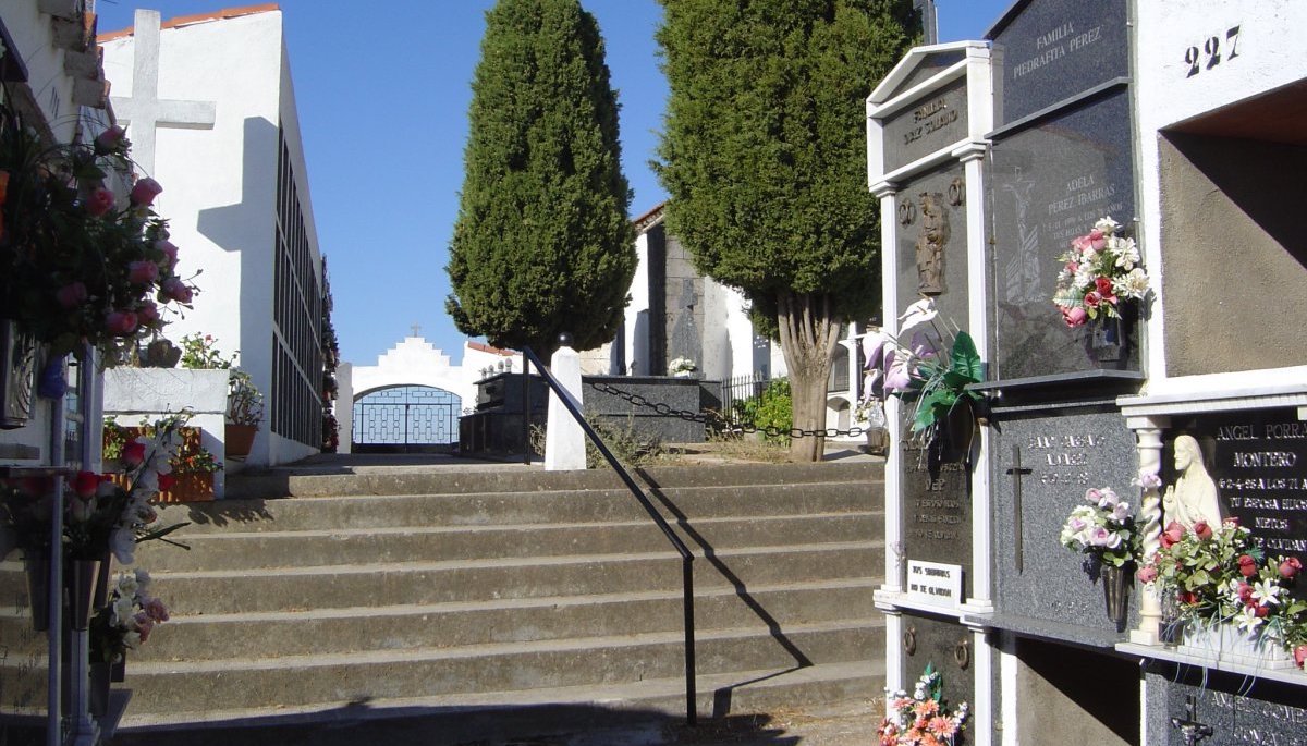 Esquelas.es | El cementerio municipal de Plasencia únicamente dispone de 60 nichos libres