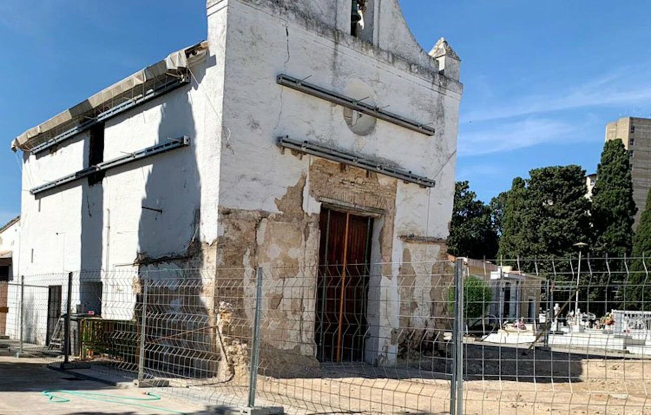 Esquelas.es | La capilla del cementerio de Utrera inicia una nueva fase de su proyecto de restauración