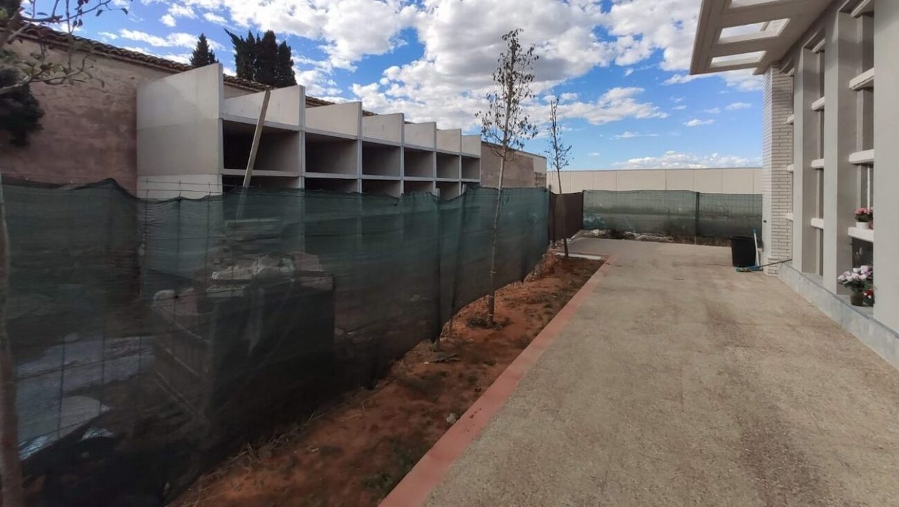Esquelas.es | Alzira dispondr de un segundo grupo nichos prefabricados en el cementerio municipal