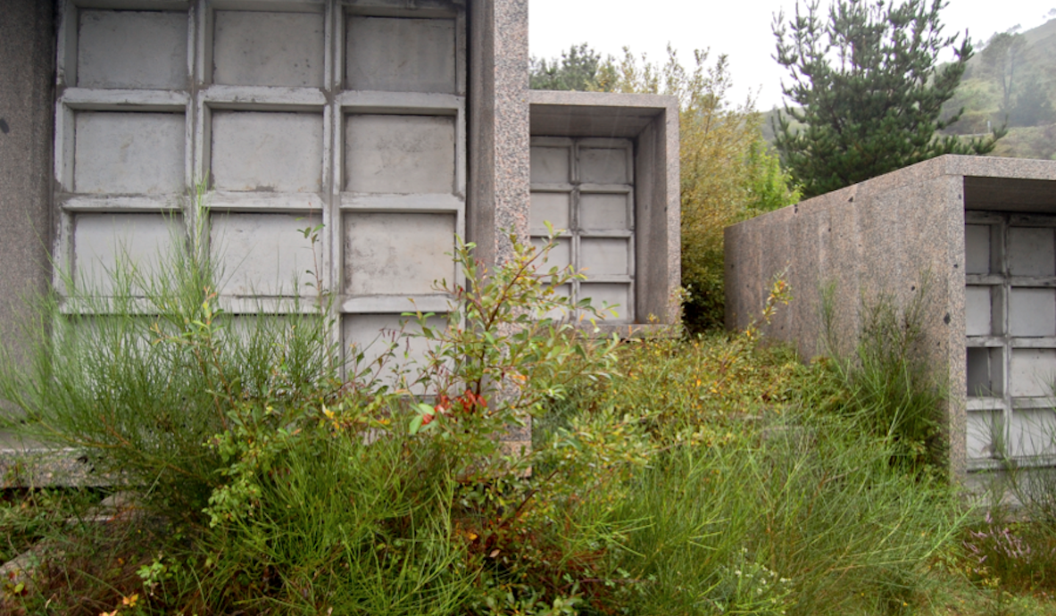 Esquelas.es | El cementerio que dise Csar Portela para Finisterre y que sigue sin tener una sola inhumacin