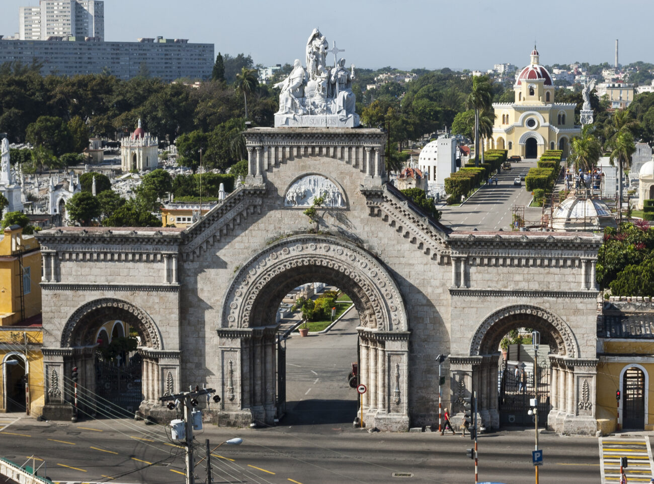 Esquelas.es | El Instituto Leonés subvenciona la restauración del panteón funerario de la colonia leonesa de La Habana