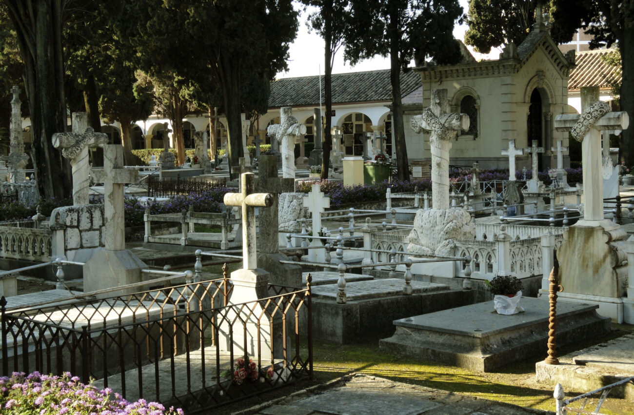 Esquelas.es | Imgema y Cecosam firman un acuerdo para dotar de ms zonas verdes a los cementerios de Crdoba