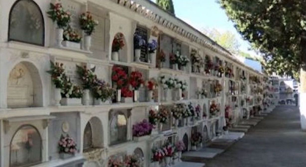 Esquelas.es | Comienzan las obras de ampliacin con nuevos nichos y columbarios en el cementerio de Ronda