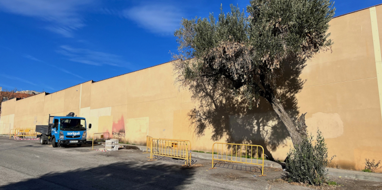 Esquelas.es | Un muro del cementerio barcelons de Sant Andreu en riesgo de derrumbe