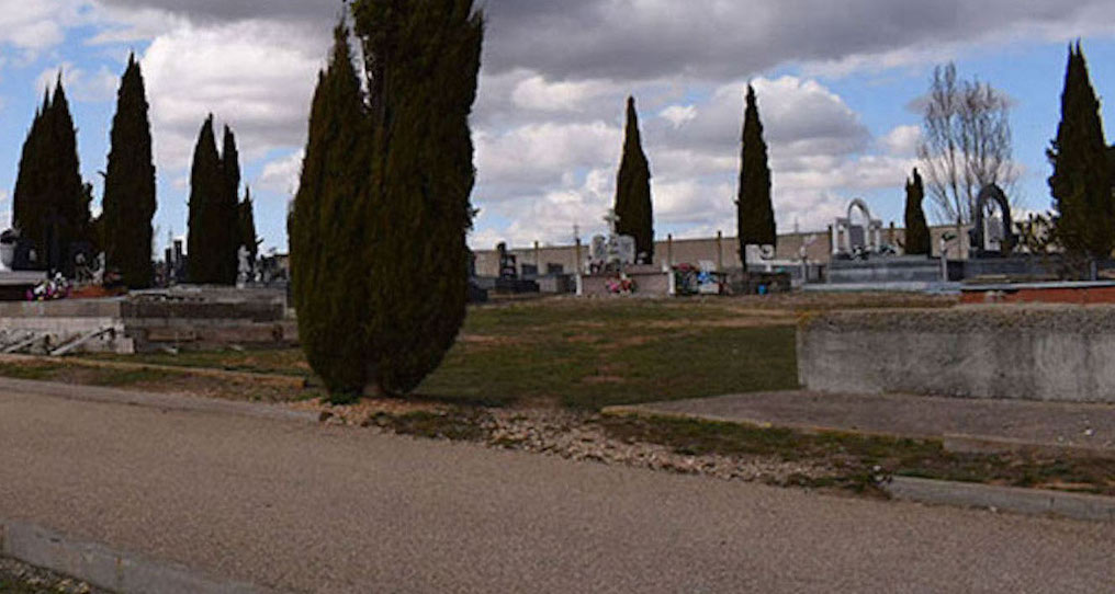 Esquelas.es | El portavoz socialista de Aranda de Duero denuncia la denuncia la falta de unidades de enterramiento