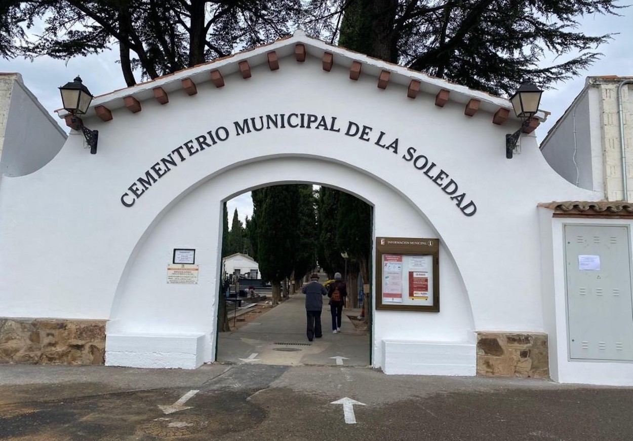 Esquelas.es | El Ayuntamiento realiza obras en el cementerio para evitar filtraciones y humedades en nichos y sepulturas