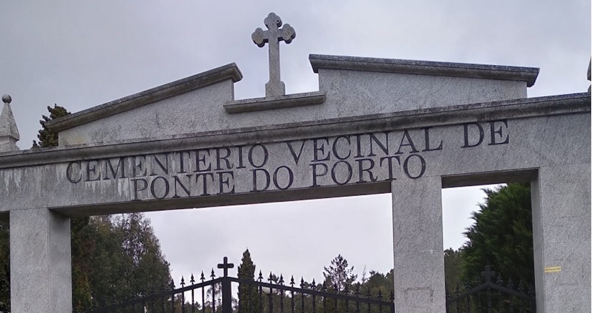 Esquelas.es | Denuncian actos vandlicos en la puerta de acceso al cementerio de Ponte do Porto