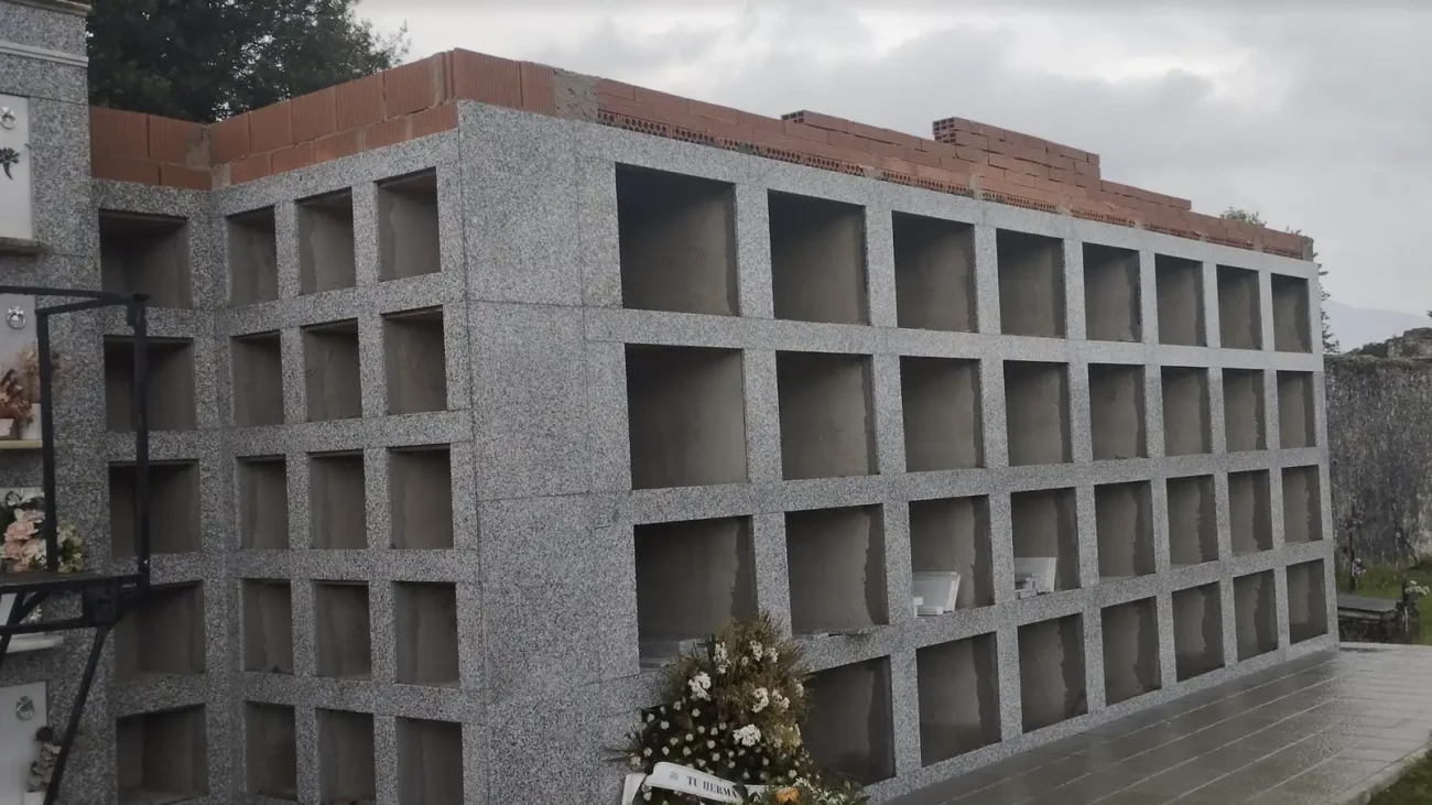 Esquelas.es | Llanes finaliza la ampliacin del cementerio de Camplengo con la construccin de nuevos nichos y columbarios