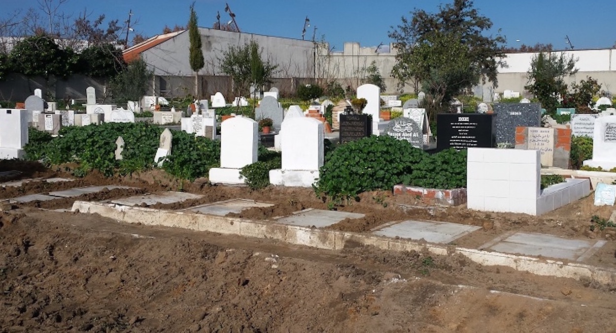 Esquelas.es | El Ayuntamiento de Grin derribar la mezquita del cementerio para poder ampliarlo en 145 tumbas ms