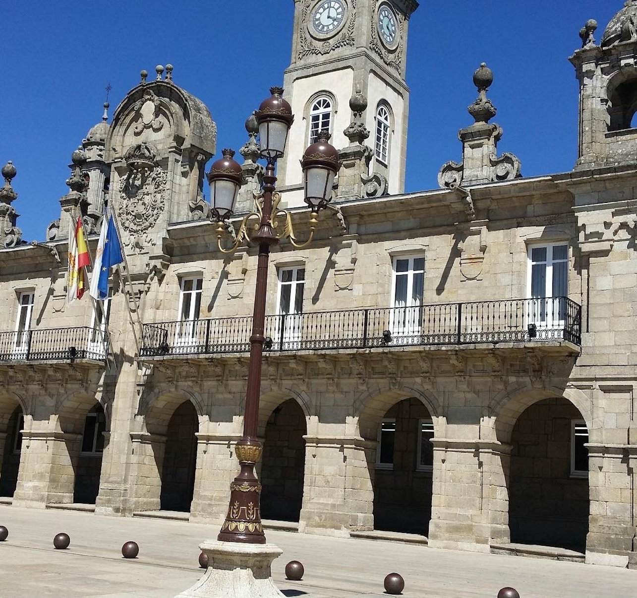 Esquelas.es | El Ayuntamiento de Lugo se justifica ?hemos pedido ms documentacin del cementerio nuevo de Coeses