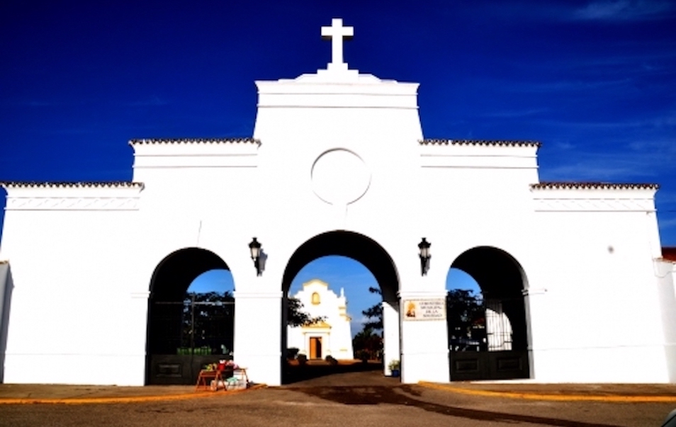 Esquelas.es | El alcalde de Badajoz negar a la comunidad islmica un espacio exclusivo en el cementerio municipal