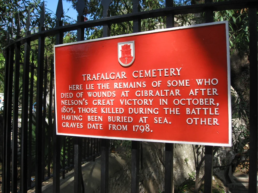 Esquelas.es | [BREVES] Visitas teatralizadas en el cementerio de San Miguel // El camposanto de Trafalgar en Gibraltar