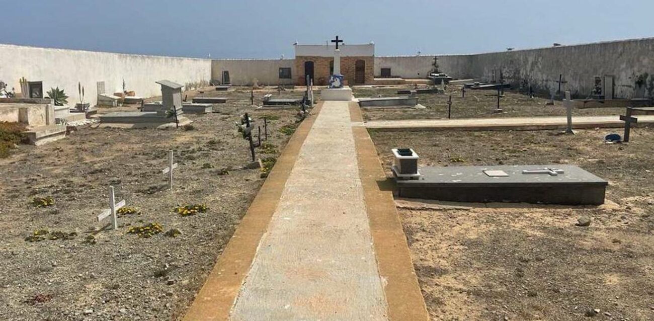 Esquelas.es | [BREVES] Comienza la ampliacin del cementerio de Tabarca // Albacete mejorar la seguridad del camposanto